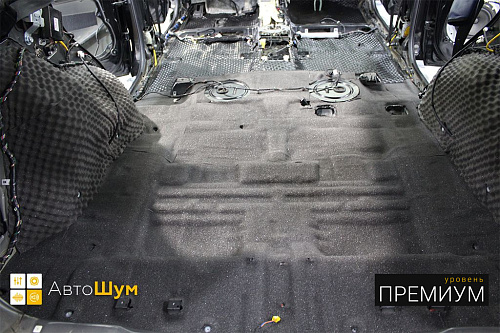 Шумоизоляция багажника Киа Соренто