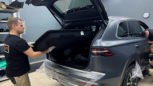 Разбор багажника Джили Монжаро