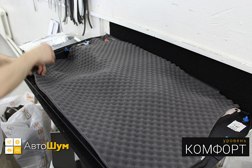 Оклейка дверной обшивки Nissan Teana